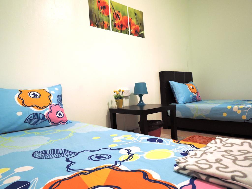 The Pillohouzzze Hotel Malacca Kültér fotó