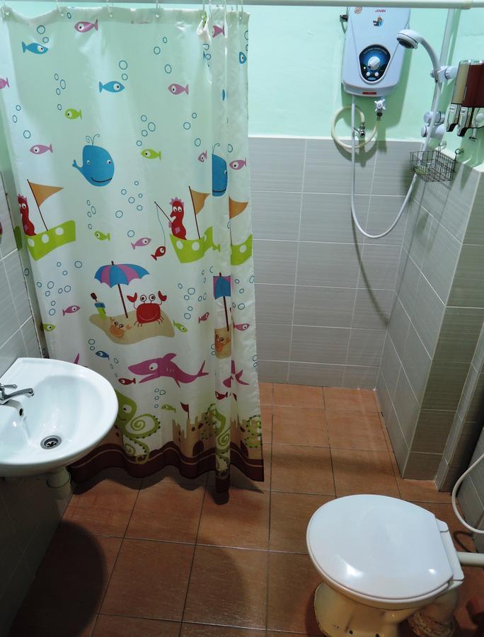 The Pillohouzzze Hotel Malacca Kültér fotó